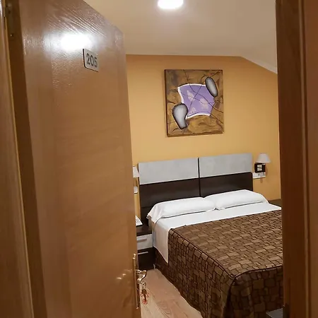 Reigosa Отель *